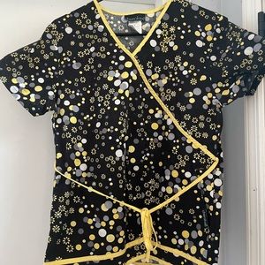 Cherokee Womens Small Scrub Top